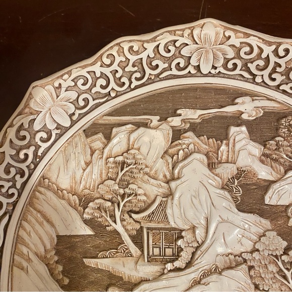 Vintage Ivory Dynasty Plate Carved Resin by Arnart Imports 1982 9.5 in - Picture 2 of 9